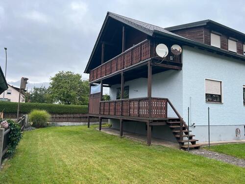 Foto - Einfamilienhaus mit Einliegerwohnung