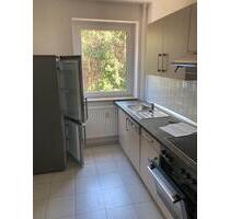 Gemütliche 3-Zimmer mit neuem Laminat, Wanne und Garage in guter Lage! - Chemnitz Adelsberg