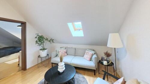 Foto - 4 Zimmer Wohnung mit Tageslichtbad und Badewanne - Garten