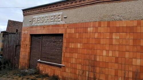 Foto - Einfamilienhaus mit ehemaliger Fleischerei zum Verkauf