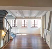 Besonderheit - 125qm Stadthaus mit 3,5 Zimmern, Einbauküche und Bar zentral in Dillingen - Dillingen an der Donau