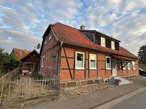 Foto - Zweifamilienhaus, Haus mit Einliegerwohnung