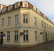 Büroflächen in zentraler Lage - 3.770,00&nbsp;EUR Kaltmiete, ca.&nbsp; 376,96&nbsp;m&sup2; in Parchim (PLZ: 19370)