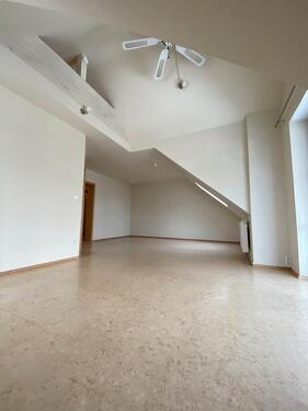 Foto - Etagenwohnung zur Miete in Wenzenbach