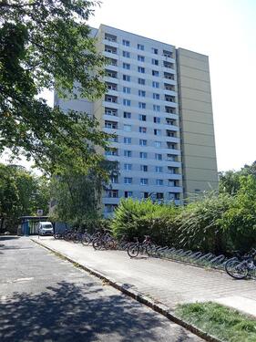 Foto - Gewerbefläche in Dresden-Strehlen ( ideal für Yoga, Fitnessstudio, Friseur oder Autovermietung)