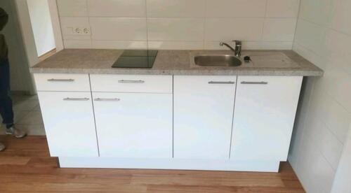 Foto - 2 Zimmer Souterrain - Wohnung - 580,00 EUR Kaltmiete,