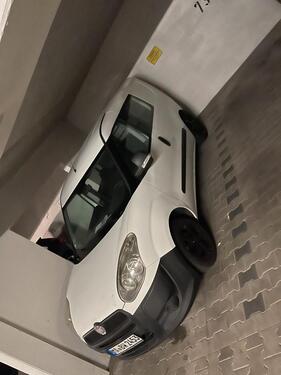 Foto - Tiefgarage - 70,00 EUR Miete,