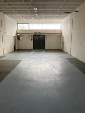 Foto - Lagerhalle, Hallenteil abgeschlossen