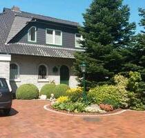 Freistehendes Einfamilienhaus mit Kamin und Wasserblick - Moormerland