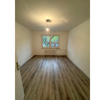 Frisch renovierte 3-Zimmer-Wohnung mit Balkon! - Duisburg Mittelmeiderich Frisch renovierte 3-Zimmer-Wohnung mit Balkon! - Duisburg Mittelmeiderich