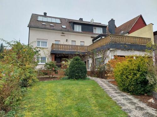 Foto - Mehfamilienhaus in Weilrod Hasselbach mit Platz für Gewerbe