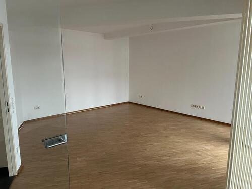 Foto - 3-Zimmer Wohnung in zentraler Lage - WG geeignet