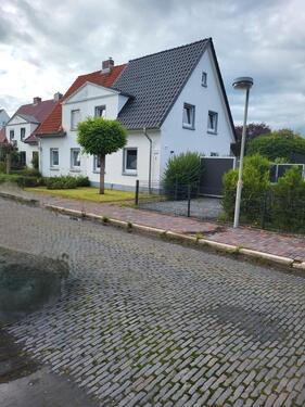 Foto - Werfthaus mit Garten - 1.050,00 EUR Kaltmiete, ca.  100,00 m²