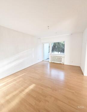 Foto - Helle 3,5-Zimmer-Wohnung mit Balkon und großzügigem Wohn-Essbereich – ca. 84 m²