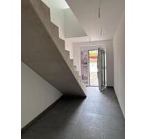 Neubau 4-Zimmer Wohnung mit Einbauküche, Erstbezug - Meiningen
