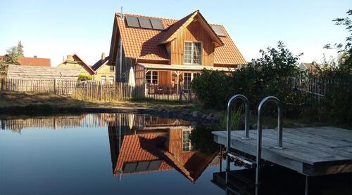 Foto - Ökologisches Landhaus mit Nebengebäude auf großem Naturgrundstück