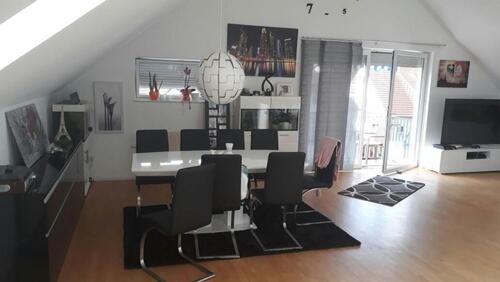 Foto - Helle 3 Zi.- DG in Neuenburg mit Balkon