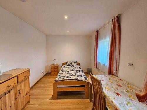 Foto - 2-Zimmer Wohnung möbliert an Wochenend Heimfahrer