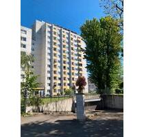 3 Zimmer-Wohnung mit TG-Platz, Frankfurt-Nied, provisionsfrei - Frankfurt am Main