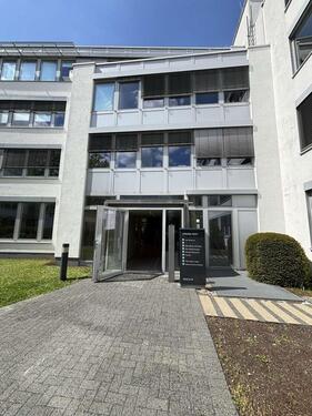 Foto - Attraktives Büro im EG in Köln-Marsdorf - barrierefrei, Parkhaus, sehr gepflegtes Gebäudeensemble