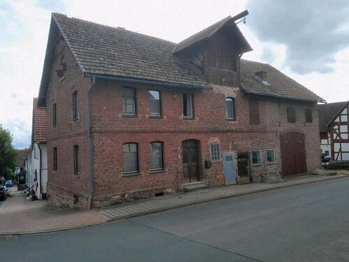 Foto - Haus mit Scheune - 46.000,00&nbsp;EUR Kaufpreis, ca.&nbsp; 70,00&nbsp;m&sup2;