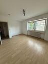 Foto - Helle 3-Zimmer-Wohnung mit Balkon & Gartenmitnutzung in zentraler Lage von Velbert – ideal für Paare oder kleine Familien!