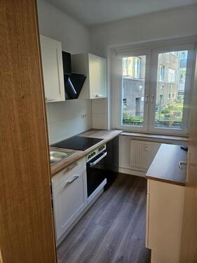 Foto - Frisch sanierte Wohnung mit Spül- & Waschmaschine für eine WG
