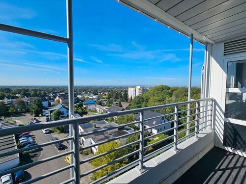Foto - 3-Zimmer-Wohnung mit Garage und Balkon mit sagenhafter Aussicht !