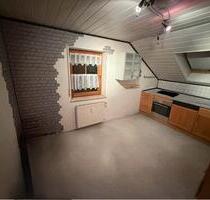 Helle DG-Wohnung 3 Zimmer, Garage, Keller - Wernberg-Köblitz