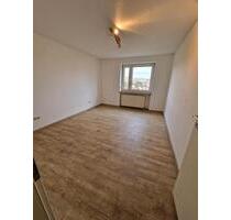 3 Zimmer Wohnung über den Wolken inkl. Garage - Würzburg Lindleinsmühle