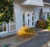 2-Zimmerwohnung, eigen Zugang, kleine Terrasse in Gau-Algesheim