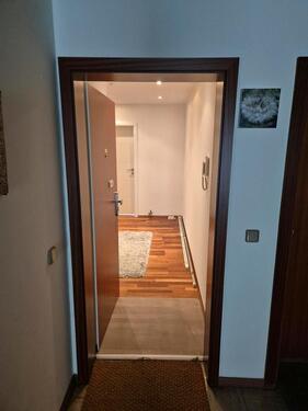 Foto - Helle renovierte 3-Zimmer-Wohnung mit Garage, ruhige Lage