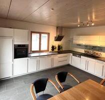 Gemütliche 2,5-Zimmer-EG-Wohnung mit Garten in IBG – OT Buchbichl - Irschenberg