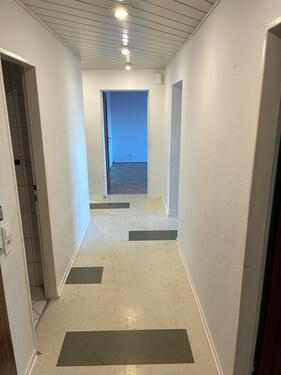 Foto - 4 Zimmerwohnung zu vermieten LB-Neckarweihingen