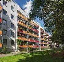 Die „Sternbilderhäuser“ sind ein großer Gebäudekomplex aus 12 Aufgängen mit jeweils 5 Etagen. In jedem Haus befindet sich die Darstellung eines Sternzeichens. In den Häusern gibt es 1- bis 5-Raum... - Dresden