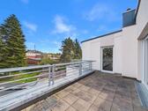 Foto - Modern wohnen, entspannt leben: 2-Zimmer-Penthouse mit Terrasse und Stellplatz
