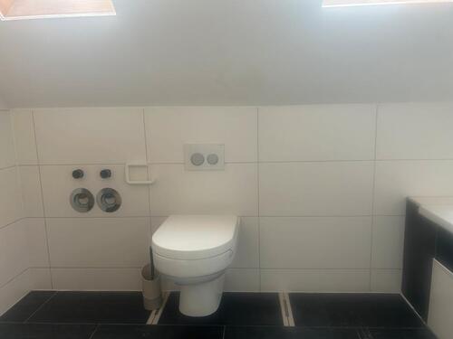 Foto - 2 Zimmer Dachgeschoßwohnung zur Miete in Stuttgart