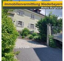 CHARMANTE 2-ZIMMER -DACHGESCH0SSWOHNUNG - Waldkirchen