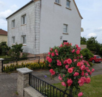 freist. Einfamilienhaus mit Garten in Vinningen, Kaltmiete 850 € - Ruppertsweiler