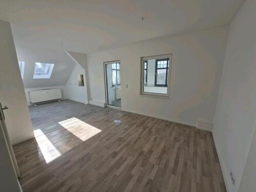Foto - 2,5 Raum Wohnung in Rauen - 635,00&nbsp;EUR Kaltmiete, ca.&nbsp; 70,00&nbsp;m&sup2;