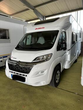 Foto - Mönchengladbach-Voosen: Hallen Abstellplätze frei für Wohnmobile, Wohnwagen Boote Motorräder, AHG …
