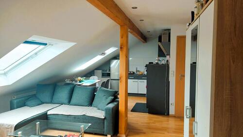 Foto - Moderne 2-Zimmer-Dachgeschosswohnung