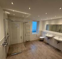 4 Zimmer Altbauwohnung mit Tageslicht Bad und Einbauküche - Zweibrücken