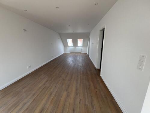 Foto - Erstbezug nach Sanierung: Charmante Dachgeschosswohnung