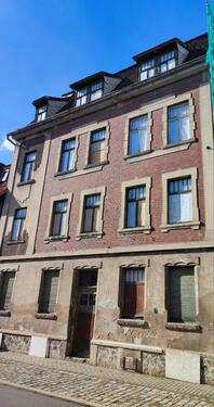 Foto - Sanierungsbedürftiges Mehrfamilienhaus-provisionsfrei