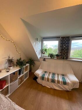 Foto - 8 Zimmer Dachgeschoßwohnung zur Miete in München