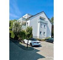 Charmante 2-Zimmer-Dachgeschosswohnung mit Loggia und Balkon - Mainz Ebersheim