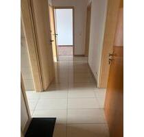 Sonnige, kernsanierte 3-Zimmer-Wohnung mit Balkon am See - Salzgitter