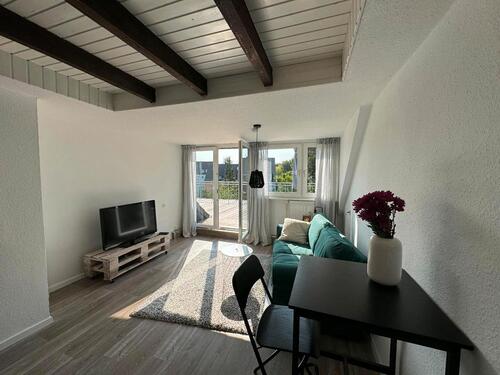Foto - Sanierte & vollmöblierte 1,5 DG-Wohnung mit große Dachterrasse