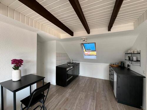 Foto - 1.5 Zimmer Dachgeschoßwohnung zur Miete in Köln